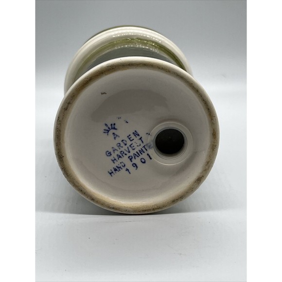 Vintage 6-1/2” ARNART Garden Harvest Salt  Shaker Hand-painted Japan - Picture 9 of 10